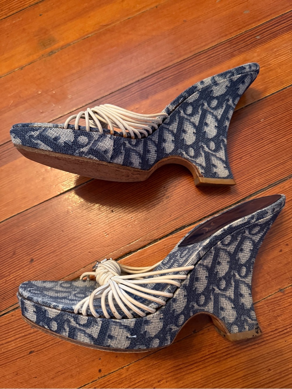 Vintage Galliano for Dior monogram wedge heel - Picture 5 of 7